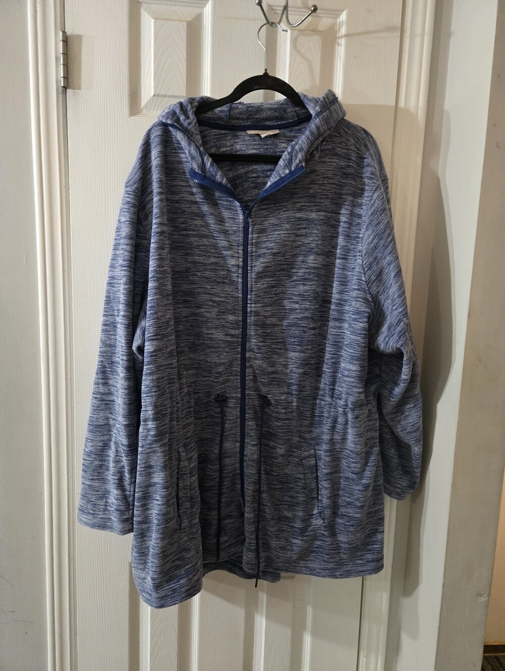 26/28 Woman Within fleece hooded jacket